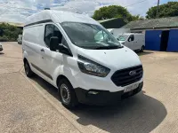 Used Ford Transit Custom 105 HP (77 kW) 2019 White Van