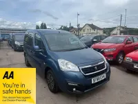 Used Peugeot TePee Allure 2018 Blue MPV