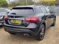 Used Mercedes GLA180 Urban 122 HP (89 kW) 2018 Black SUV