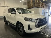 Second-hand Toyota HiLux 2023 Alb Pickup