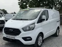 Used Ford Transit Custom Limited 130 HP (95 kW) 2022 White Van
