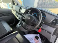 Used Vauxhall Vivaro 100 kW (136 HP) 2021 White MPV