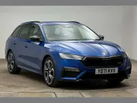 Used Skoda Octavia vRS 245 HP (180 kW) 2021 Race blue metallic Estate