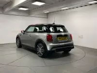 Used Mini Cooper Exclusive 134 HP (98 kW) 2023 Silver Hatchback