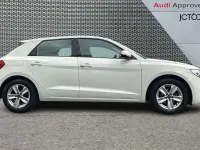 Gebraucht Audi A1 Design 94 PS (69 kW) 2023 Weiß SUV