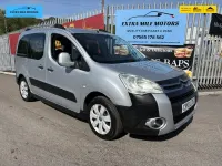 Usado Citroën Berlingo XTR 90 CV (66 kW) 2010 Plateado Monovolumen