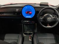 Usado Mini Cooper Hatch 113 kW (154 HP) 2025 Vermelho Citadino