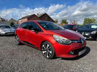 Used Renault Clio IV Dynamique 90 HP (66 kW) 2014 Red Hatchback