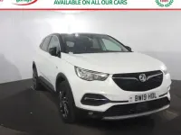Used Vauxhall Grandland X Sport 131 HP (96 kW) 2019 White SUV