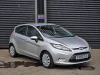 Używany Ford Fiesta Style 2010 Srebrny Hatchback