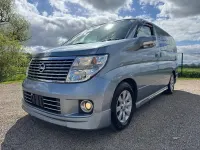 Usado Nissan Elgrand 2005 Azul Monovolumen