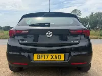 Used Vauxhall Astra Design Edition 105 HP (77 kW) 2017 Black Hatchback