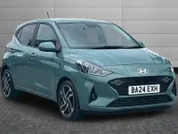 Used Hyundai i10 Premium 67 HP (49 kW) 2024 Mangrove green Hatchback