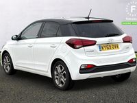 Used Hyundai i20 100 HP (73 kW) 2019 White Hatchback