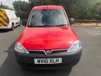 Used Vauxhall Combo 75 HP (55 kW) 2010 Red MPV