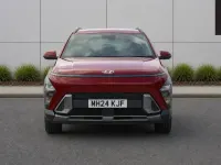 Used Hyundai Kona Advanced 139 HP (102 kW) 2024 Red SUV