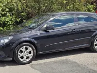 Usado Vauxhall Astra 2006 Negro Utilitario