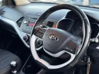 Used Kia Picanto 66 HP (48 kW) 2016 Red Hatchback