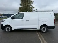 Used Vauxhall Vivaro 145 HP (106 kW) 2022 White MPV