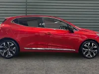 Used Renault Clio Techno 90 HP (66 kW) 2022 Red Hatchback