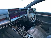 Used VW Golf VIII R-line 150 HP (110 kW) 2024 Red Estate