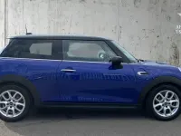 Used Mini Cooper Classic 134 HP (98 kW) 2019 Blue Hatchback