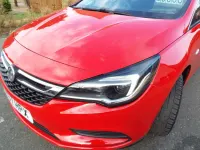 Used Vauxhall Astra Design Edition 105 HP (77 kW) 2017 Red Hatchback