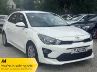 Used Kia Rio 2021 White Hatchback