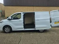 New Ford Transit Custom Limited 136 HP (100 kW) 2026 White Van