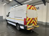 Used Mercedes Sprinter Progressive 150 HP (110 kW) 2022 White Van