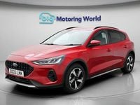 Begagnad Ford Focus Active 155 HK (114 kW) 2023 Röd Halvkombi