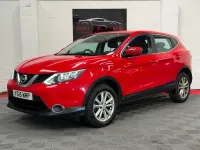 Used Nissan Qashqai Acenta 110 HP (80 kW) 2015 Red SUV