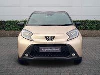 Used Toyota Aygo X 72 HP (52 kW) 2024 Beige SUV