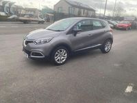 Used Renault Captur Dynamique 90 HP (66 kW) 2015 Grey SUV