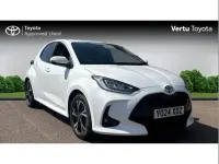 Used Toyota Yaris Design 116 HP (85 kW) 2024 White Hatchback