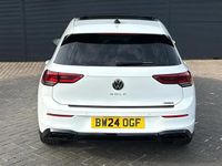 Second-hand VW Golf VIII Black Edition 190 CP (139 kW) 2024 Alb Hatchback