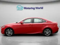 Gebraucht Lexus IS300h 223 PS (164 kW) 2020 Rot Limousine