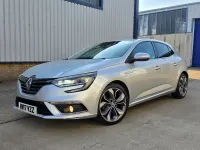 Used Renault Mégane Signature 2017 Silver Hatchback