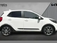 Used Kia Picanto X-Line 67 HP (49 kW) 2021 White Hatchback