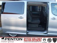 Used Peugeot e-Traveller Active 100 kW (136 HP) 2021 Grey MPV