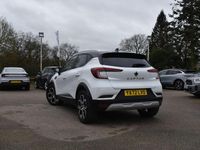Used Renault Captur Techno 91 HP (66 kW) 2023 White/black SUV