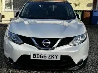 Used Nissan Qashqai N-Connecta 2016 White SUV