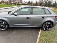 Usado Audi A3 Business 150 CV (110 kW) 2017 Gris Utilitario