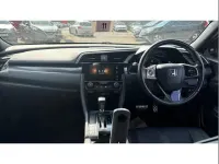 Used Honda Civic Prestige 180 HP (132 kW) 2020 White Hatchback