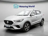 Usado MG ZS Excite 106 HP (77 kW) 2023 Prateado SUV