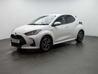 Used Toyota Yaris Hybrid Design 116 HP (85 kW) 2021 White Hatchback