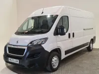 Used Peugeot Boxer Premium 140 HP (102 kW) 2023 White Van