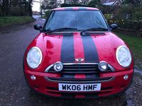 Begagnad Mini ONE Hatch 90 HK (66 kW) 2006 Röd Halvkombi