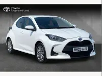 Used Toyota Yaris 116 HP (85 kW) 2023 White Hatchback