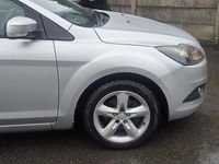 Used Ford Focus Zetec 2011 Silver Hatchback